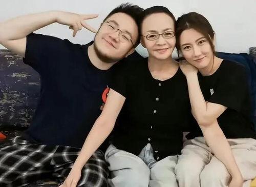 前排吃瓜娱乐八卦,前排吃瓜，揭秘明星幕后故事